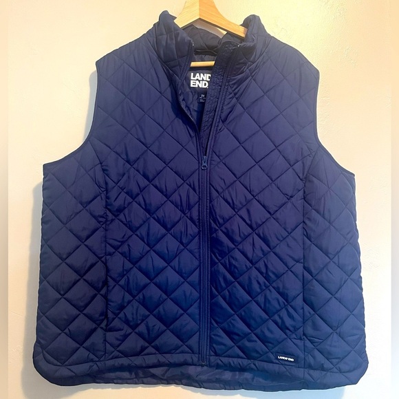 Lands' End Women's FeatherFree Insulated Vest in Navy Plus Size 2X Cabincore - Picture 1 of 9